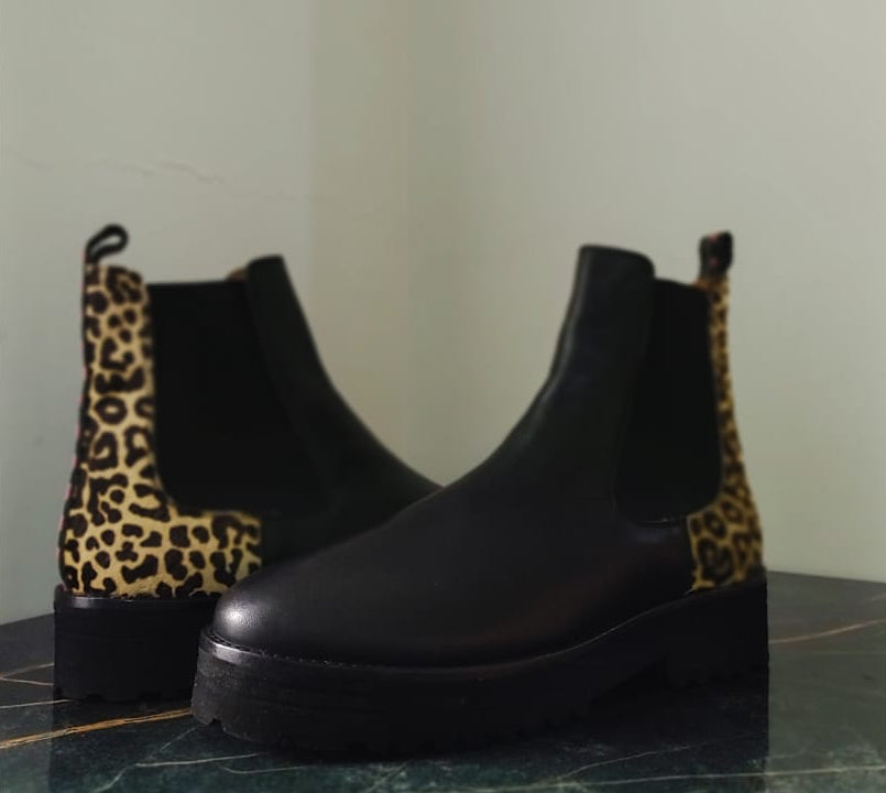 CHELSEA BOOTS LEOPARD PRINT