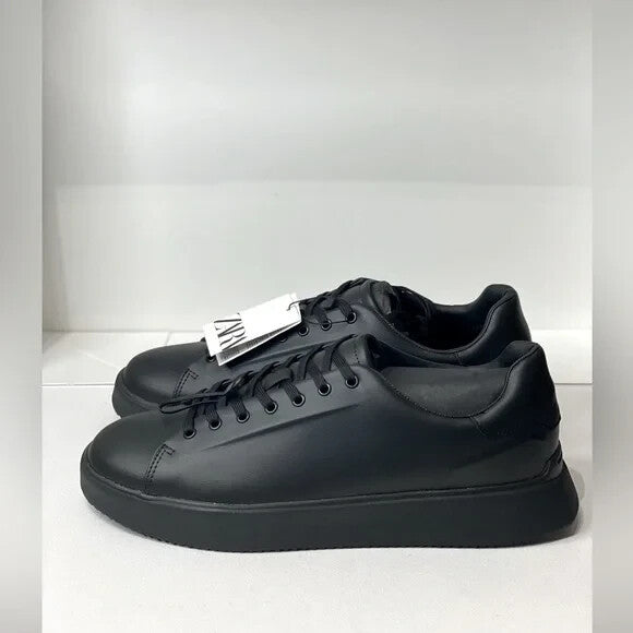 ZARA LACE UP SNEAKER